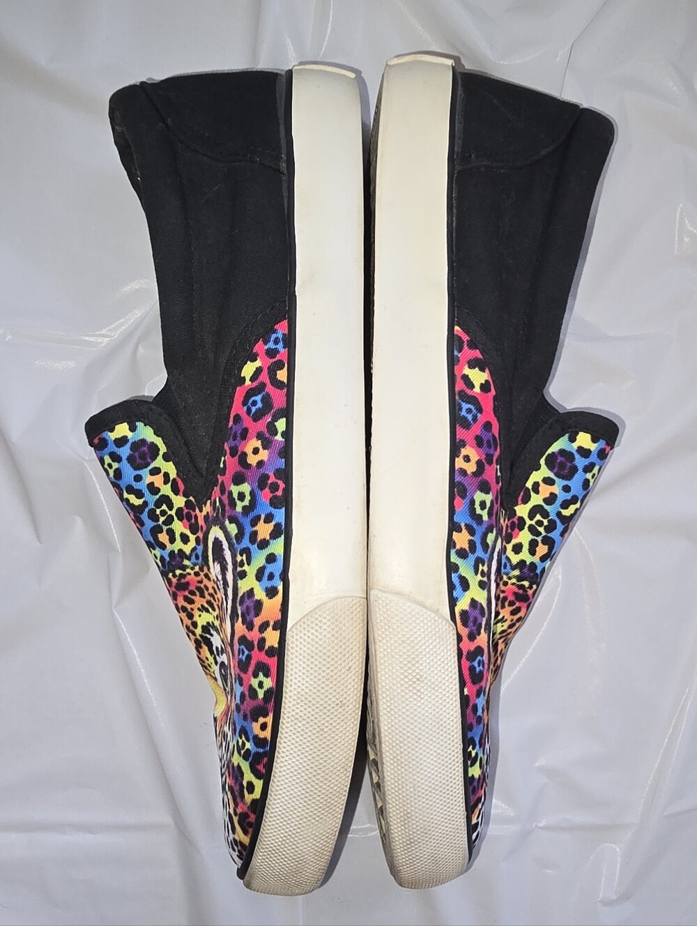 RARE! HTF! Lisa Frank Hunter Slip Ons - Picture 2 of 5